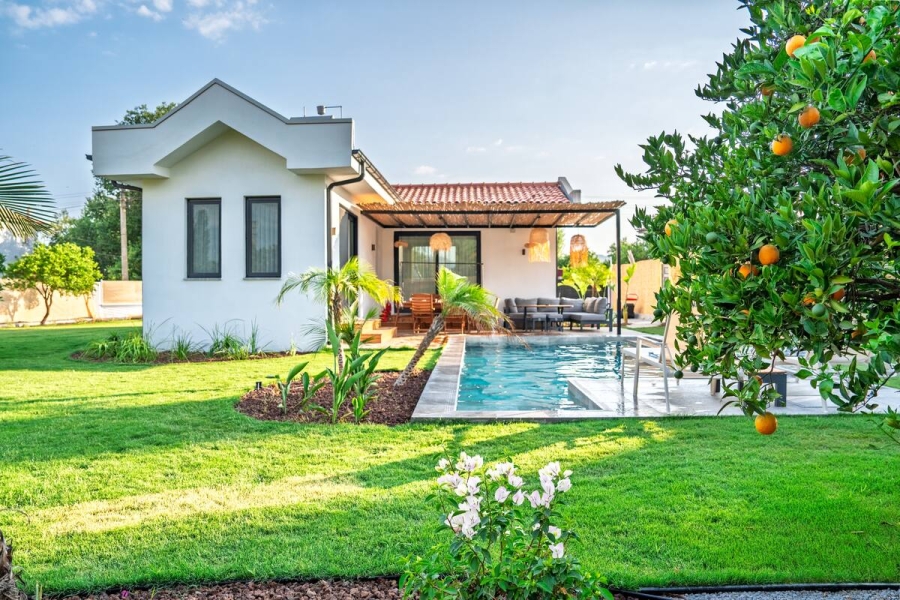 Villa S