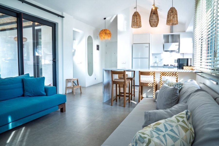 Villa S